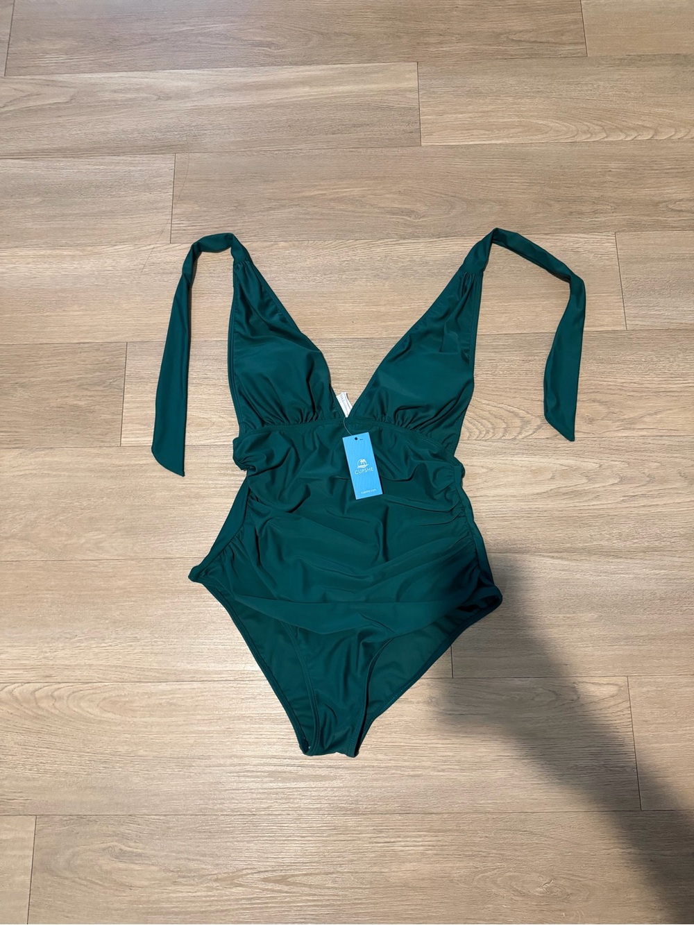 Cupshe Deep Emerald Green One-Piece Swimsuit with Tie Straps